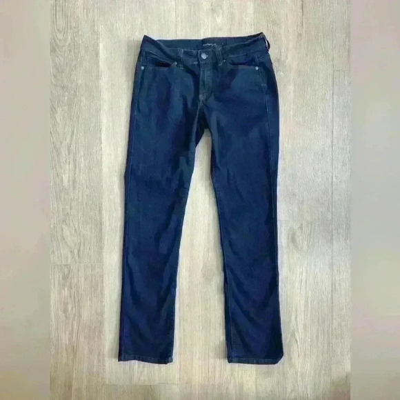 Calvin Klein Women’s Dark Wash Denim Straight Leg Jeans Size 4 - Picture 1 of 6